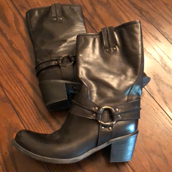 narrow motorcycle boots
